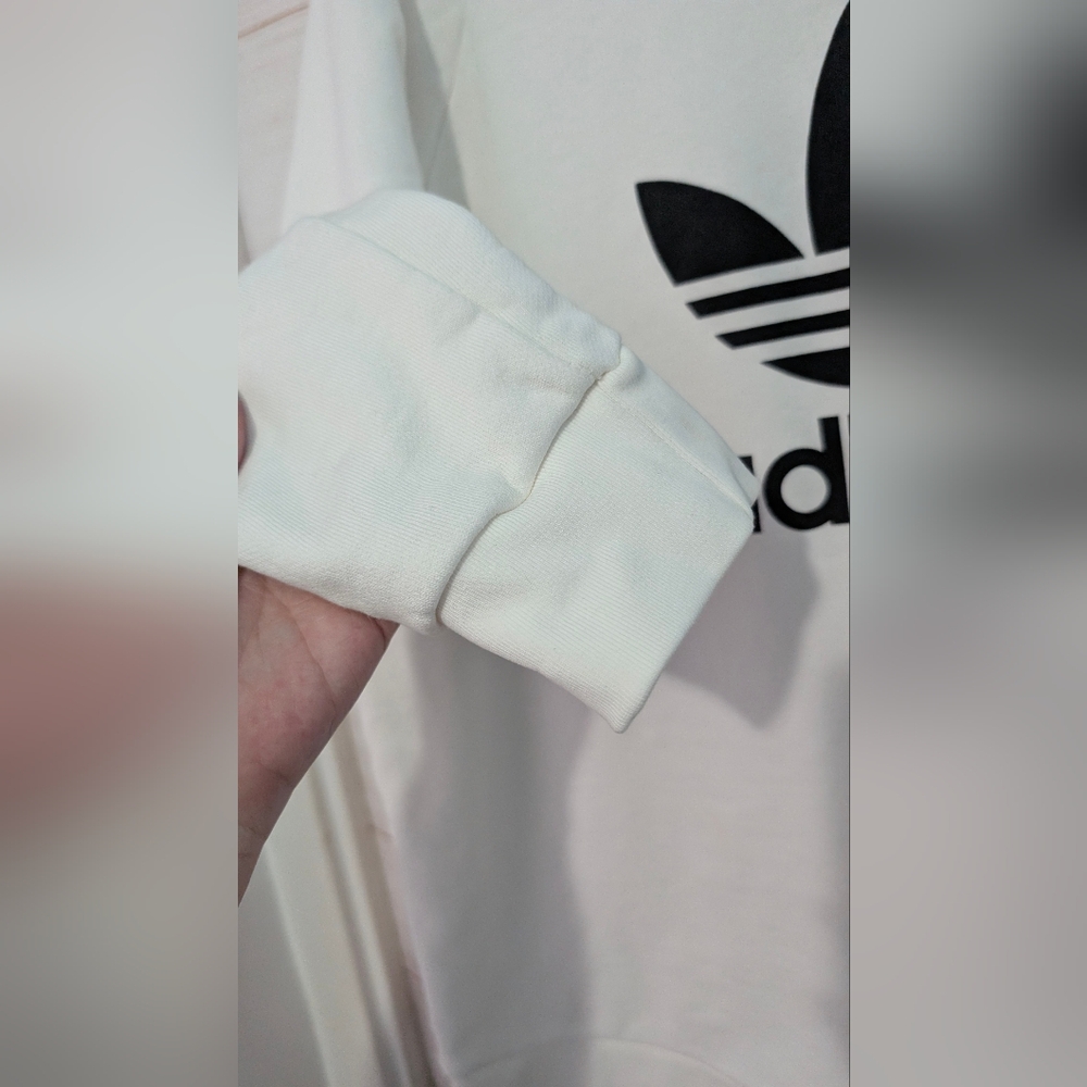 Adidas Off  White and Black Logo Sweatshirt Size XL - Picture 5 of 8